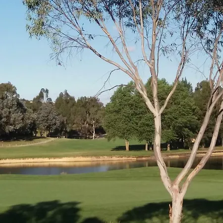 Sweet Home By The Golf Course Canberra Exterior photo